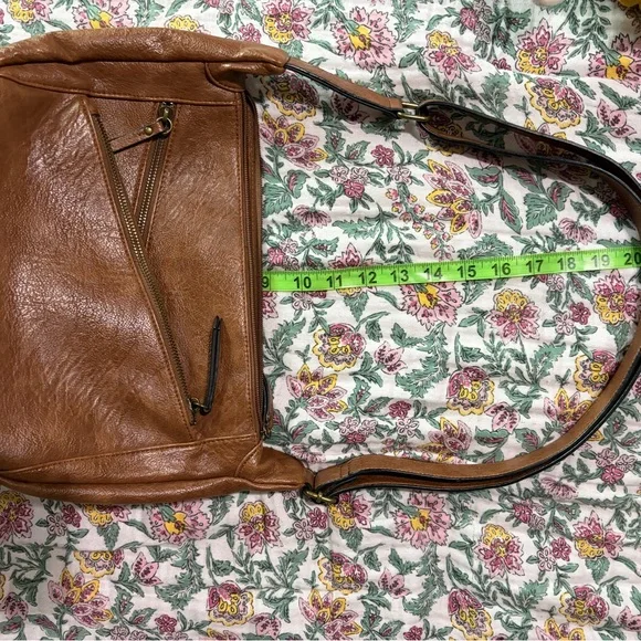 Bueno Brown Leather Shoulder Bag - Picture 11 of 13
